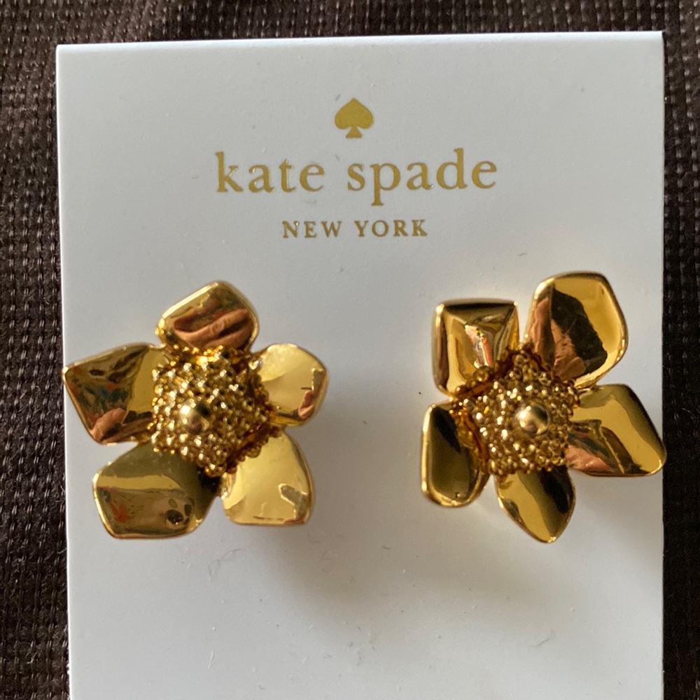 COPY - kate spade flower design pierced earrings.
